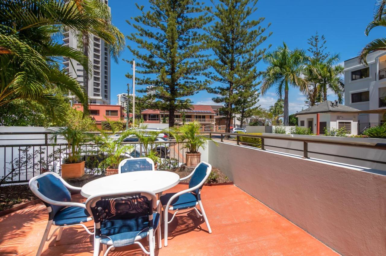 Burleigh On The Beach Gold Coast Exterior foto